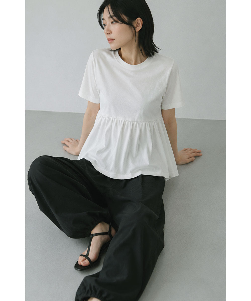 OTONA SWITCHING HALF PEPLUM TEE