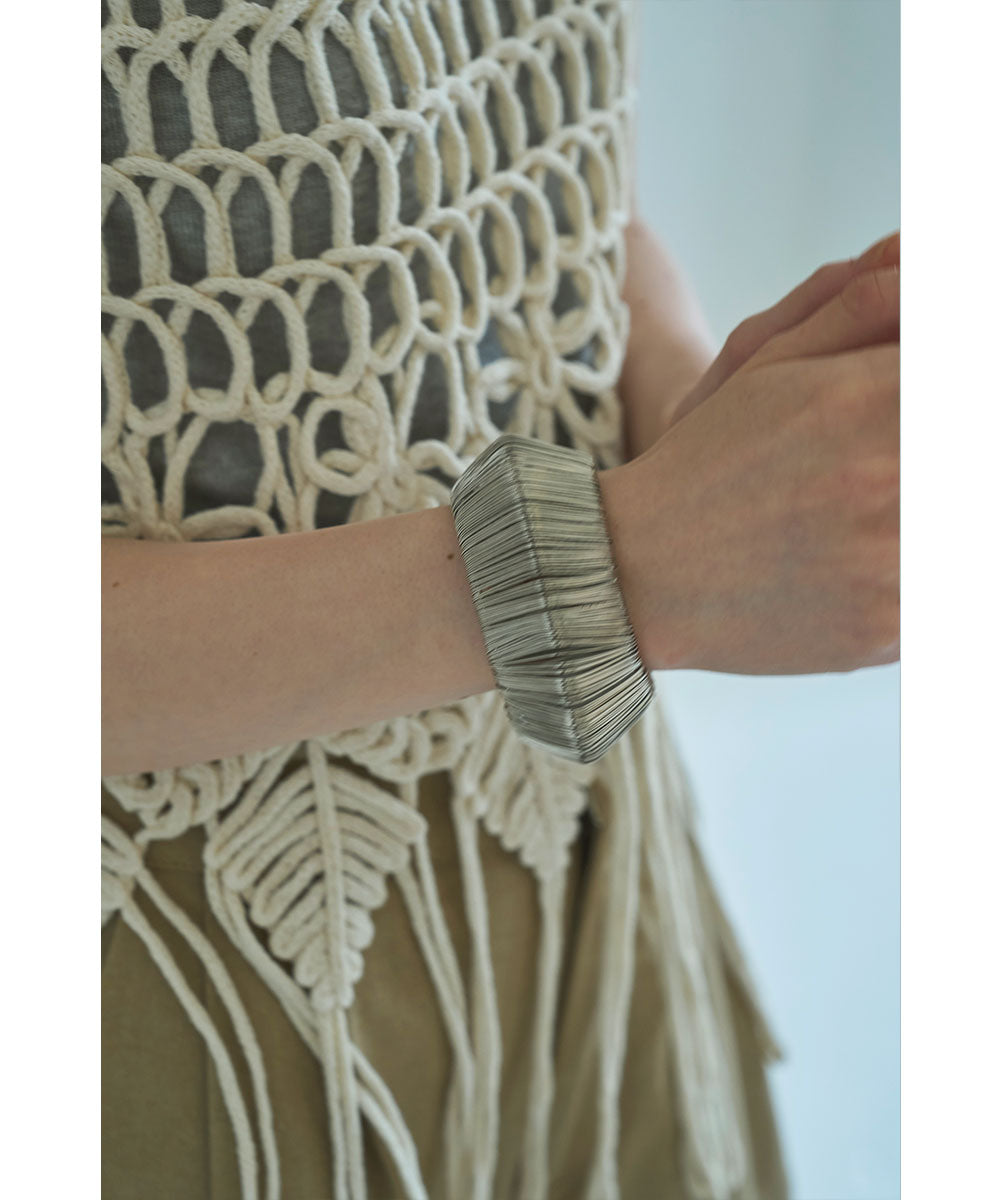 SLIM LINE BANGLE
