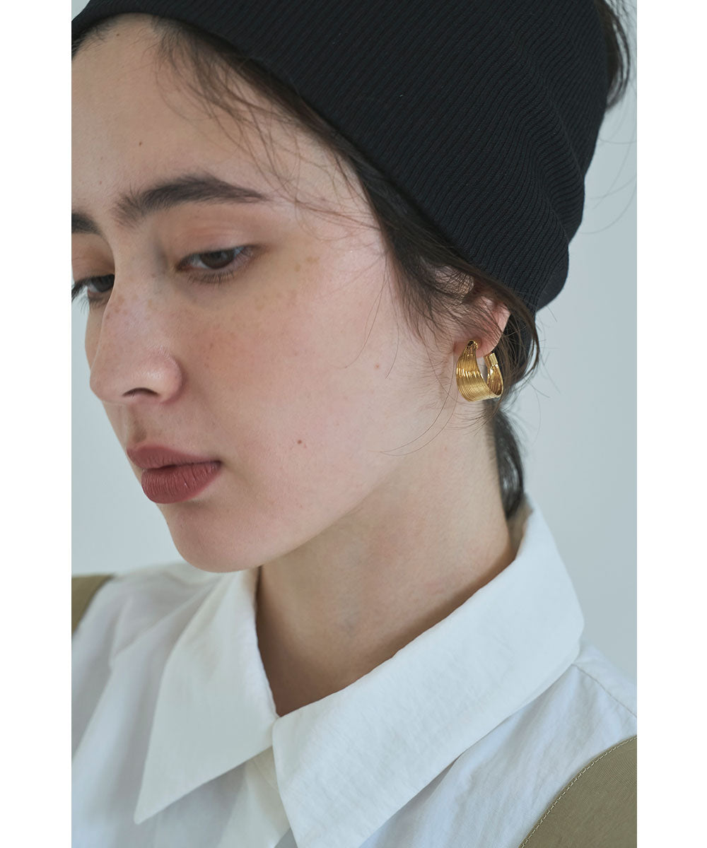 SLIM LINE HOOP PIERCE
