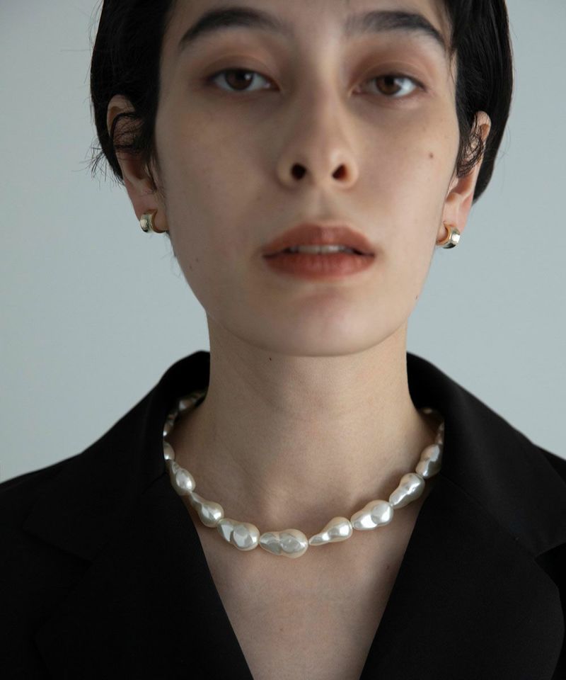 BAROQUE PEARL NECKLACE