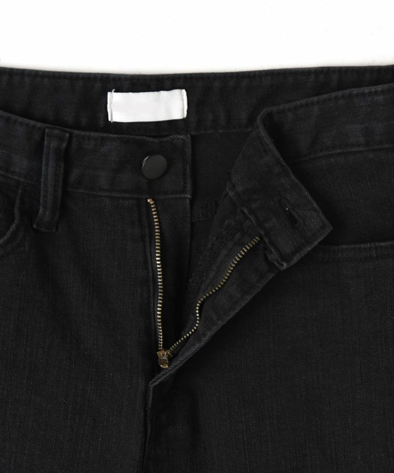 STRETCH BLACK DENIM