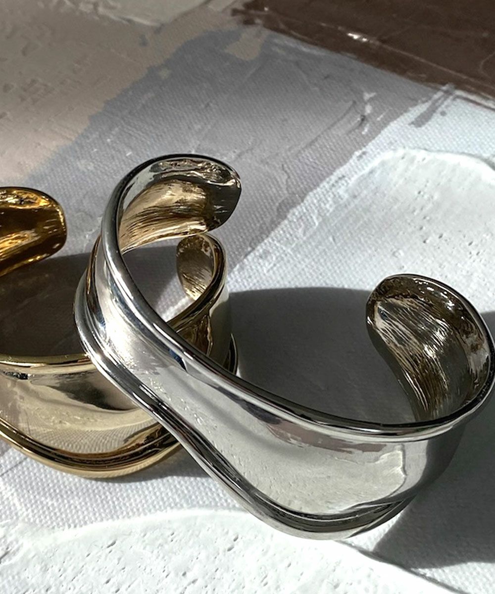 GLOSS TRIMMING BANGLE