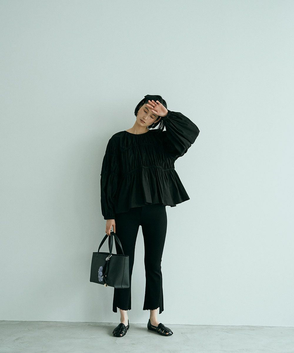 MONOTONE GATHER BLOUSE