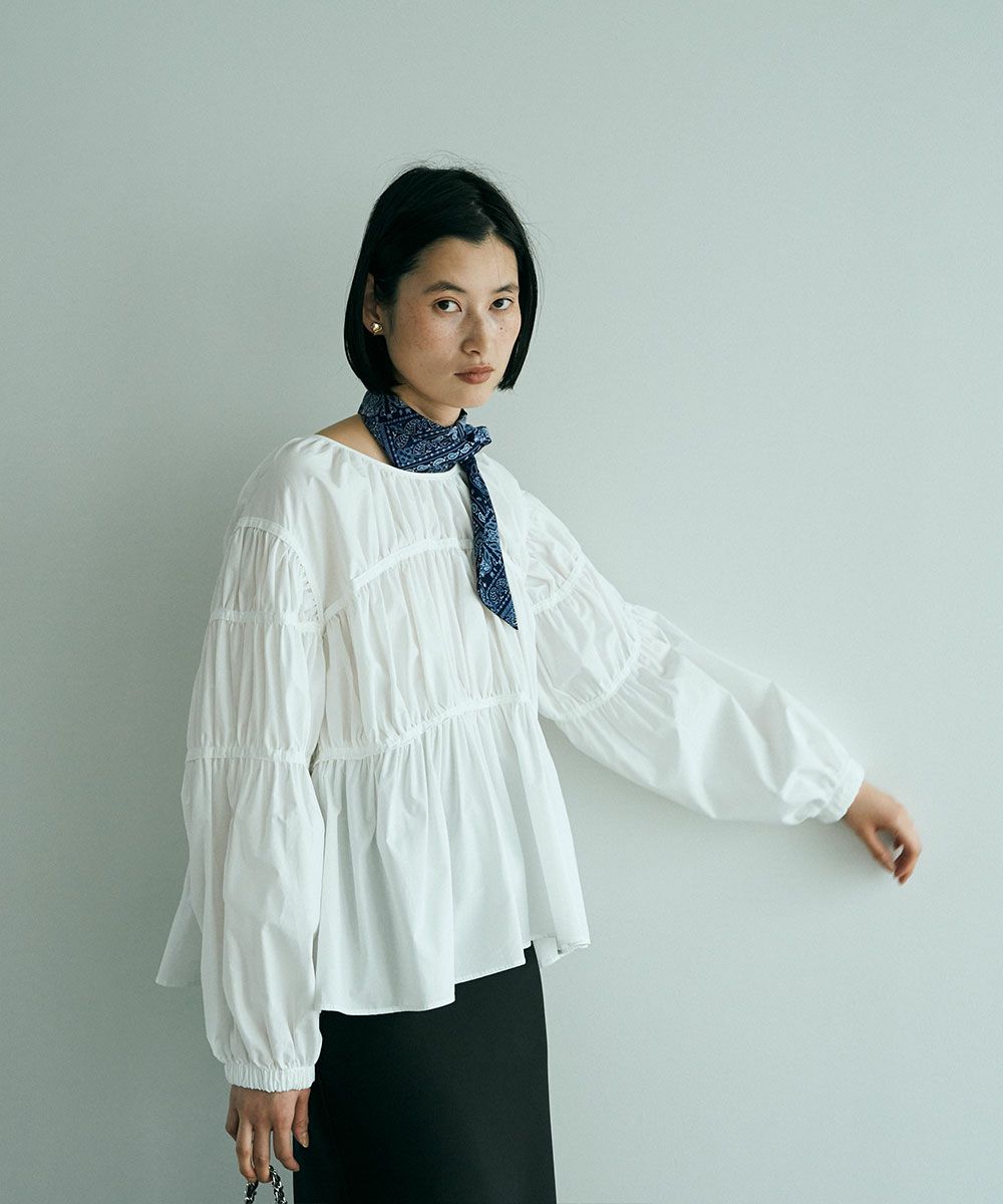 MONOTONE GATHER BLOUSE