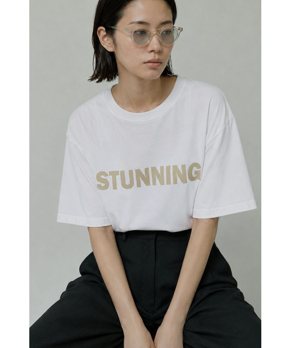 STUNNING TEE