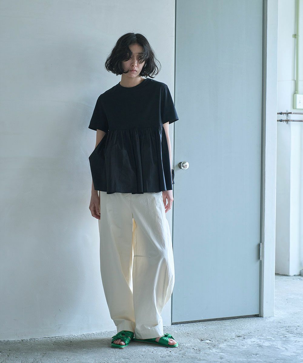 OTONA SWITCHING HALF PEPLUM TEE