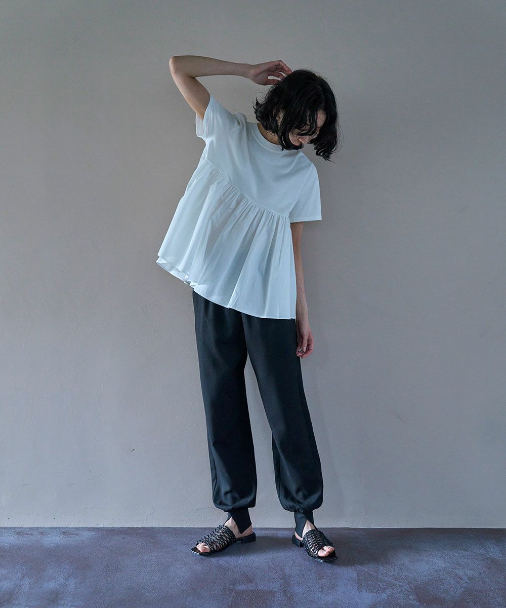 OTONA SWITCHING HALF PEPLUM TEE