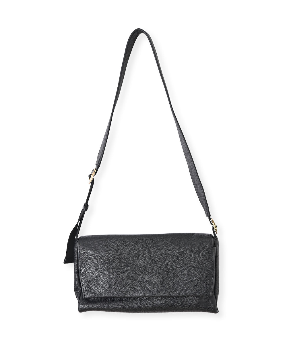 BLACK__752196-b1.jpg-14