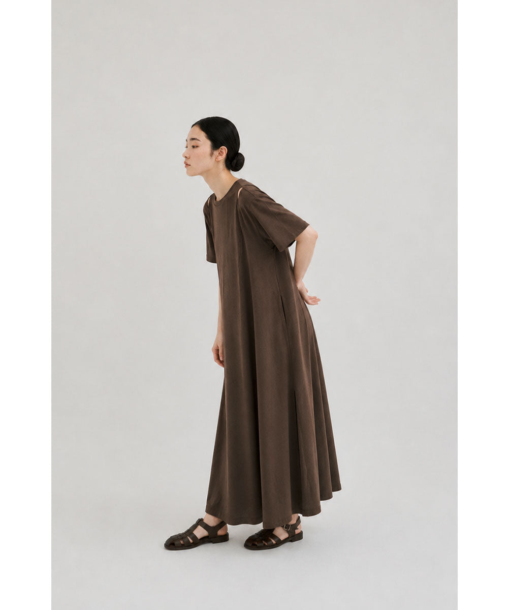【SALE】SHOULDER SLIT HALF SLEEVE DRESS