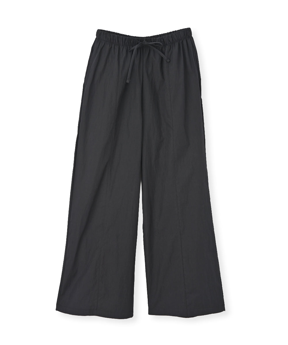 BLACK__752289-b1.jpg-11