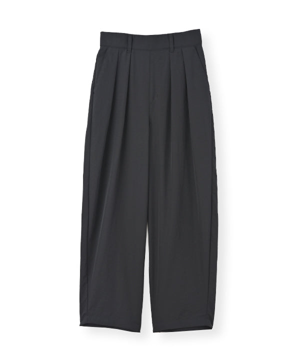 BLACK__752334-b1.jpg-22