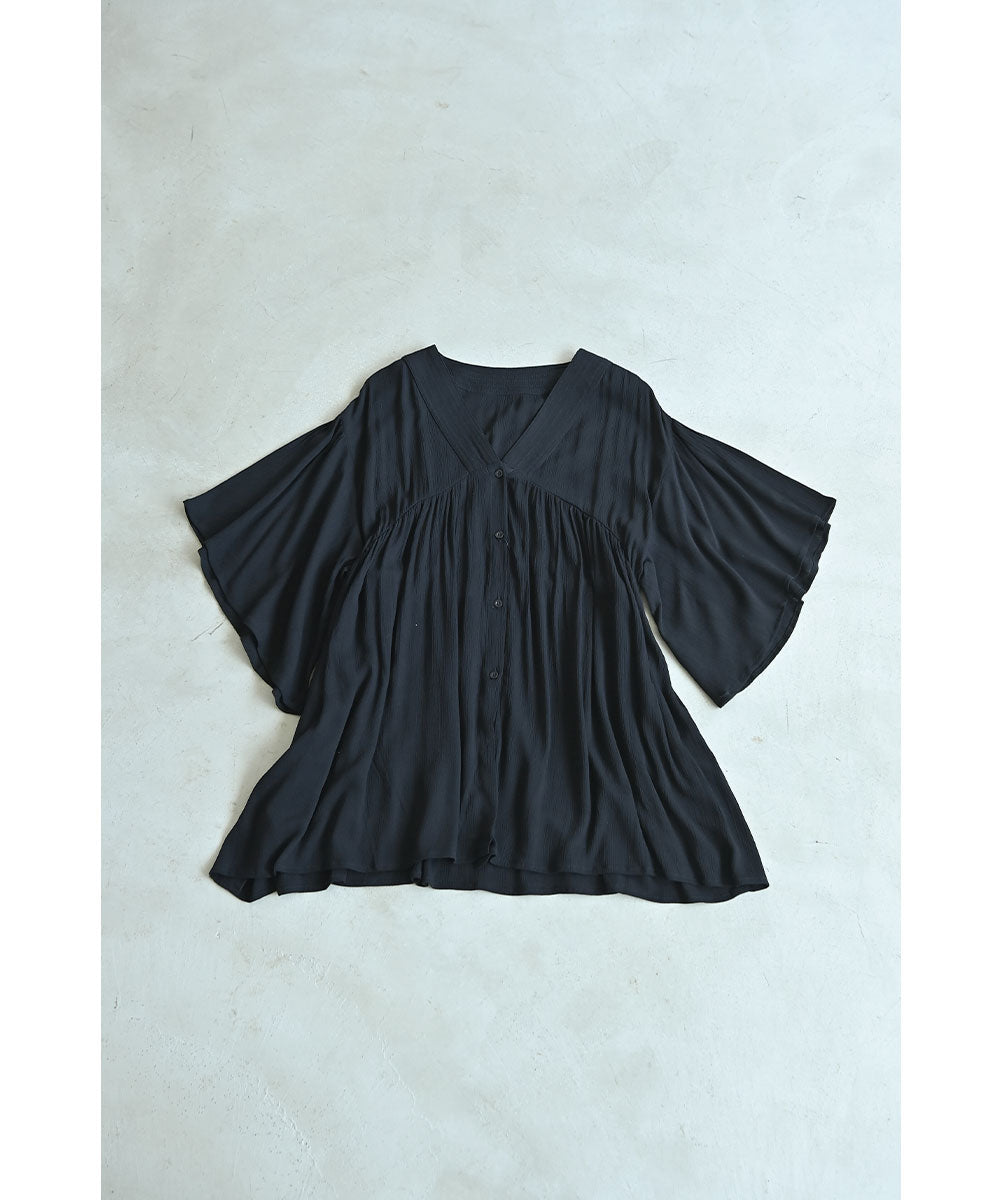 BLACK__752380-10.jpg-9