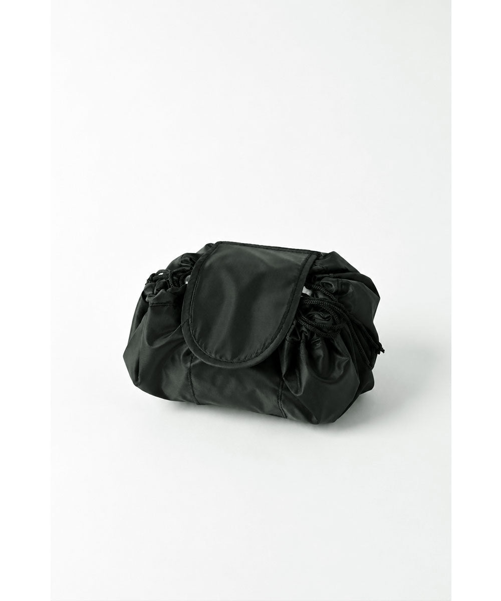 BLACK__752446-08.jpg-6